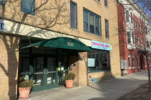 230 College Street · Burlington · Leased photo