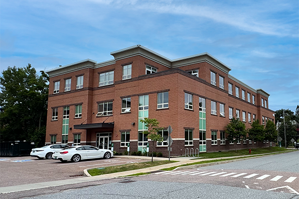 462 Shelburne Road-2 resized