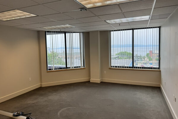 30-main-suite330-6