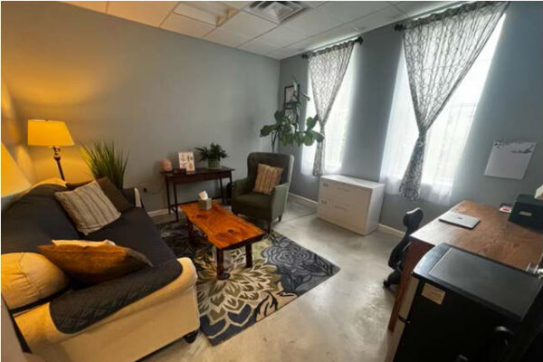 12 River St - 4