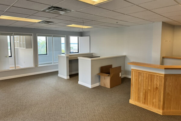 30 Main St Suite 450 - 5